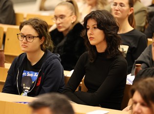 2025-12-05 19-16-42.jpeg